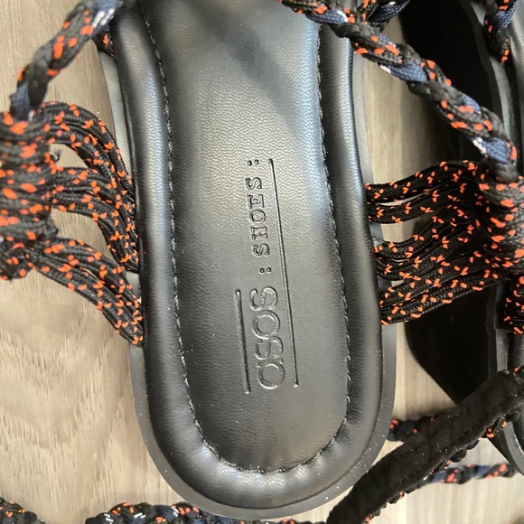 ASOS lace up chunky sandals - Picture 2 of 3